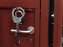 Суд приговорил россиянина к 13,5 годам за совращение малолетней дочери