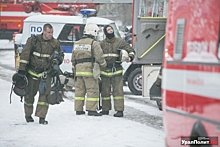 В Барнауле во время пожара в деревянном доме погибли два человека