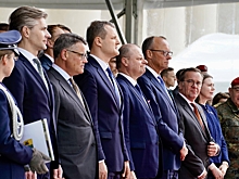 Президент Литвы обратился на немецком к прибывшим из Германии солдатам