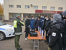 Инспекторы ВАИ ЦВО провели акцию по безопасности дорожного движения для уфимских студентов