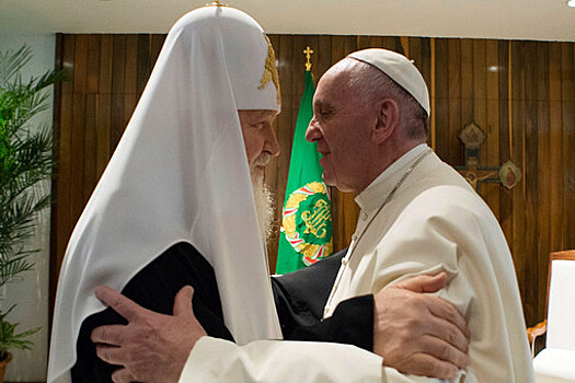 Митрополит Антоний заявил, что отношения РПЦ и Ватикана "фактически заморожены"