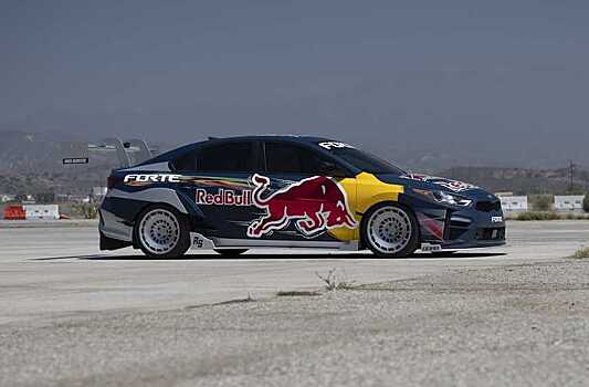 KIA продемонстрировала на SEMA дрифт-вариацию седана Cerato