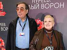 Дрожжину и Цивина прогнали с похорон артиста