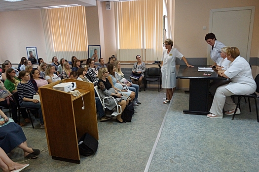 Депутаты Совета депутатов МО Новогиреево запускают новый образовательный проект для мам