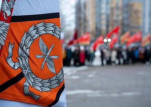 Военнослужащие Тверского соединения ВТА приняли участие в митинге, приуроченном 80-летию освобождения г. Калинина от фашистов