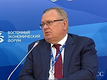 Глава ВТБ Костин предложил ограничить россиянам зарубежные переводы в рублях