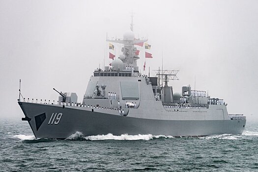 Китай показал самый опасный эсминец в мире