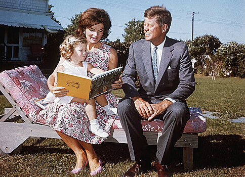 10 малоизвестных фактов о Джеки Кеннеди