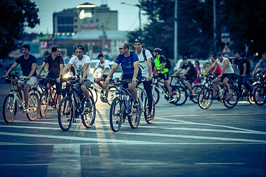 Жители Краснодара стали участниками акции «Велоночь»