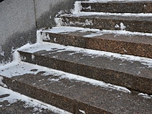Работы по ликвидации последствий снегопада продолжили в Филимонковском