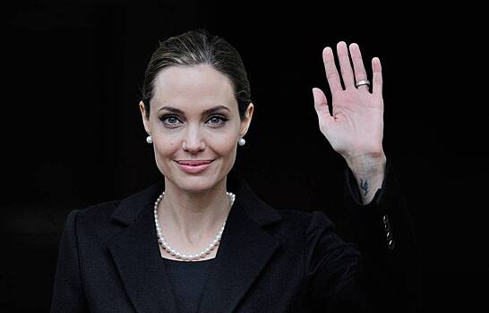 Проигнорировавший Джоли мальчик, добавил актрисе популярности