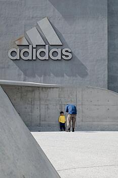 Московский суд арестовал имущество и активы российской «дочки» компании Adidas