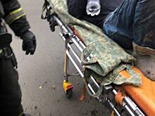 В Новотроицке спасатели МЧС помогли мужчине, упавшему в подвал