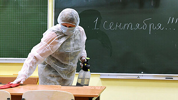 Роспотребнадзор рассказал о работе школ в условиях пандемии COVID-19