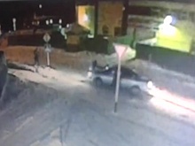 «Я никого не била»: участница конфликта с экипажем ДПС в Червишево прислала видео потасовки