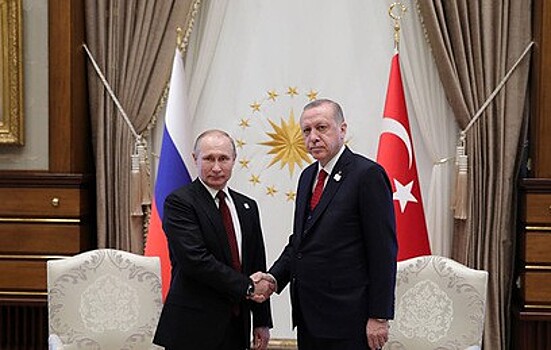 Путин заявил об отсутствии помех в развитии отношений с Турцией
