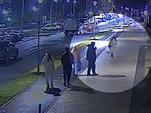 В Тюмени мужчина предложил девушке познакомиться и напал на нее из-за отказа