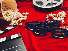 Большая семья Михалковых вышла в свет на премьеру фильма «Огненный мальчик»