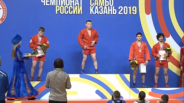 Свердловчане завоевали ещё четыре медали на чемпионате России по самбо