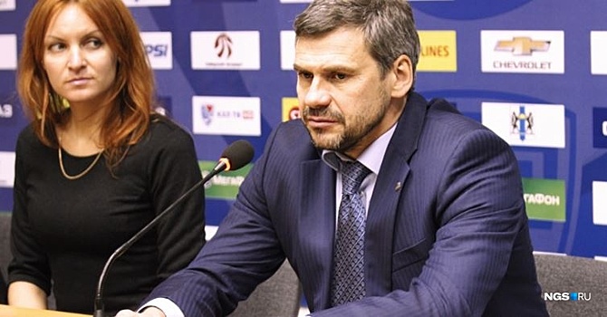 Бывший главный тренер хоккейной «Сибири» получил звание «Заслуженного тренера России»