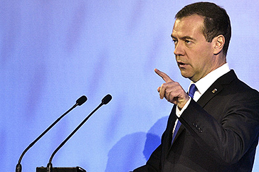 Медведев заявил об обострении отношений РФ и НАТО из-за Турции