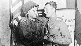 Как советские и американские солдаты повстречались на Эльбе
