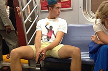 В нью-йоркском метро запретили расставлять ноги