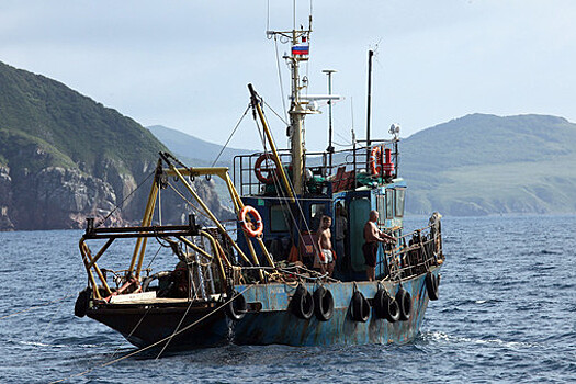 В Греции задержали судно с тонной конопли на борту