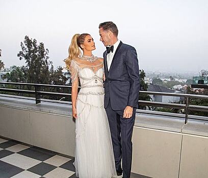 Пэрис Хилтон впервые вышла замуж