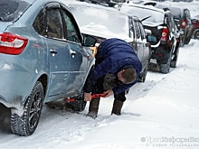 Телефон в ГИБДД не умолкает: за утро в Екатеринбурге произошло больше 17 ДТП