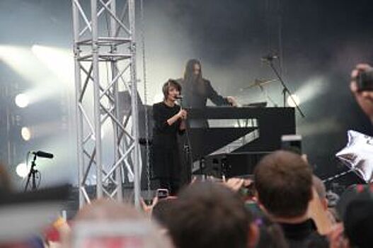 Земфира попрощалась с ЧМ-2018 на фестивале «Маяк» в Екатеринбурге