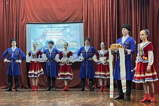 Казачий ансамбль из Пятигорска выступает с гастролями в Индии