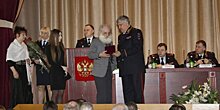 Виктор Пауков передал государственную награду семье погибшего при исполнении служебных обязанностей сотрудника подмосковной госавтоинспекции