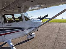 Пилот заметил в нескольких метрах от себя НЛО в виде «серебряного контейнера»