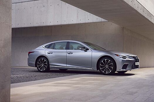 В России начались продажи обновленного Lexus LS