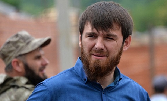 Избиение и пытки: чеченского силовика оправдали