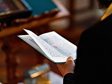 Священник в Молдавии забаррикадировался в храме вместе с семьей