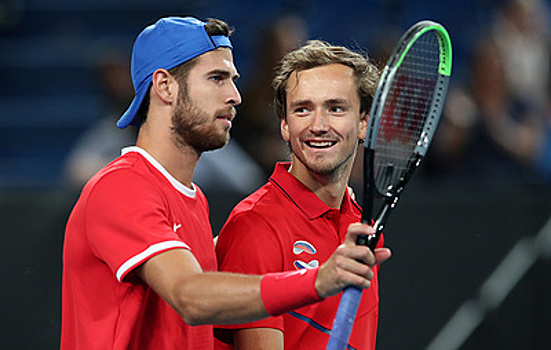 Российские теннисисты будут допущены на Australian Open в нейтральном статусе