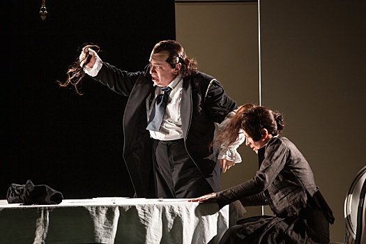 В Театре имени Ленсовета появился "Недоросль"