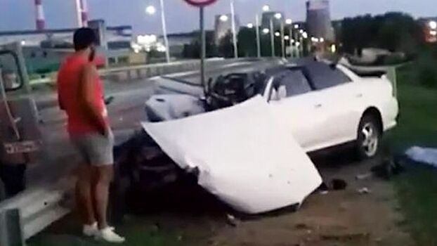 Видео: в ДТП в Благовещенске смяло авто, есть погибшие