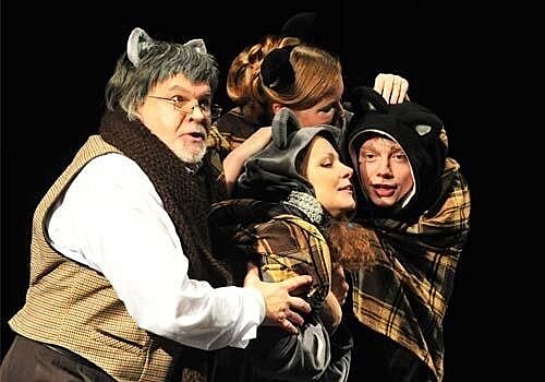 В честь Дня доброты "Театр на Спасской" приглашает кировчан на спектакль "Кошкин дом" (0+)