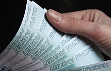 Россияне стали чаще хранить сбережения в рублях