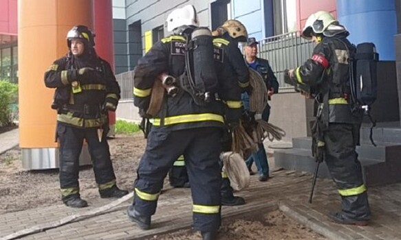 Пожар произошел в ТЦ в Новой Москве