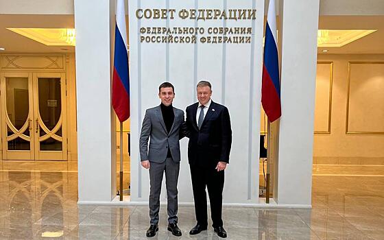 Экс-директор Лесопарка Шабакаев назвал работу с Любимовым в Совфеде удовольствием