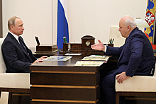 Путин поддержал идею строительства в Хакасии первого ледового дворца