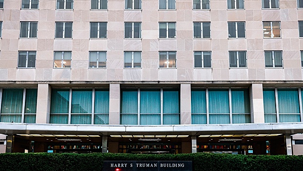 Госдеп США обновил рекомендации не ездить в Россию и на Украину