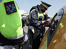 Водителям в Москве аннулировали штрафы за ошибки в пропусках