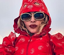 Откровенная фотосессия 62-летней Мадонны в нижнем белье вызвала фурор