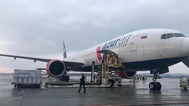 Второй самолет с гуманитарным грузом для борьбы с COVID-19 прибыл из Китая в Екатеринбург
