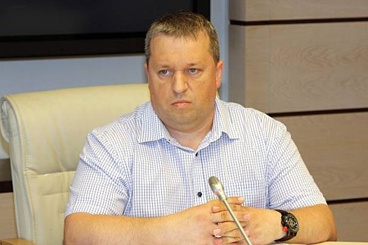 Фельдшер-эсер присоединился к борьбе за место в Госдуме от Серовского округа